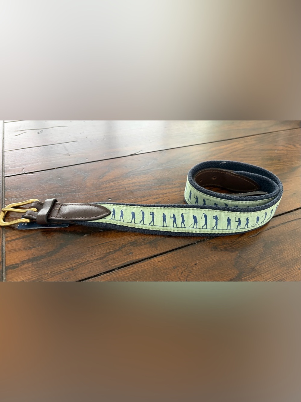 Vineyard Vines Boys’ Leather Trim Belt w/Navy Golf Silhouette (Size 28)
